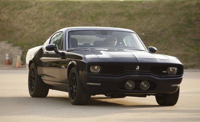 Top-rated muscle cars with impressive horsepower